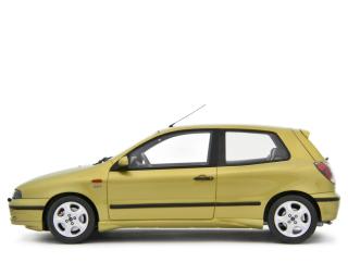 Fiat Bravo 2.0 HGT 1995 Giallo Superga Laudoracing 1:18 Resinemodell (Türen, Motorhaube... nicht zu öffnen!)